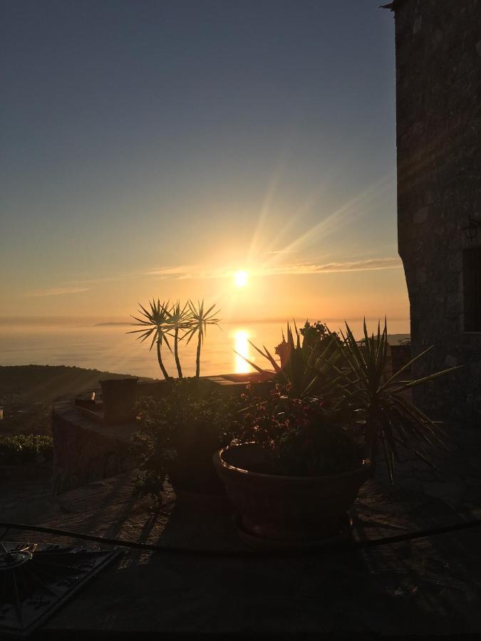 Πύργος Παραδοσιακός Με Μαγευτική Θέα - Villa Traditional Tower With Amazing Sea View Areopoli Zewnętrze zdjęcie