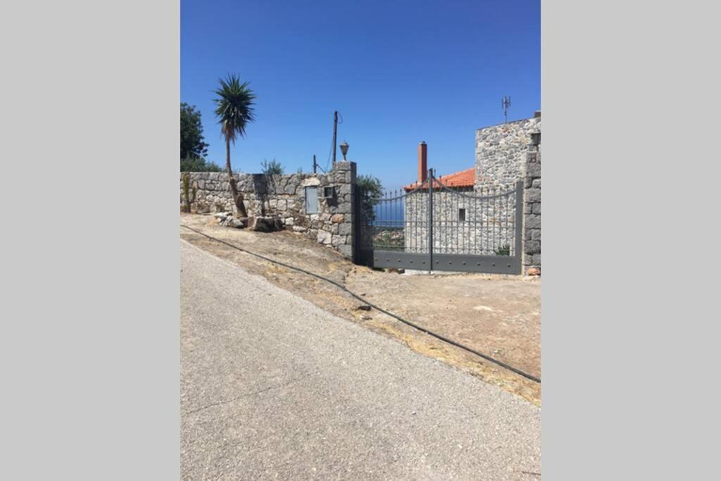 Πύργος Παραδοσιακός Με Μαγευτική Θέα - Villa Traditional Tower With Amazing Sea View Areopoli Zewnętrze zdjęcie