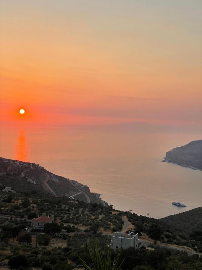 Πύργος Παραδοσιακός Με Μαγευτική Θέα - Villa Traditional Tower With Amazing Sea View Areopoli Zewnętrze zdjęcie